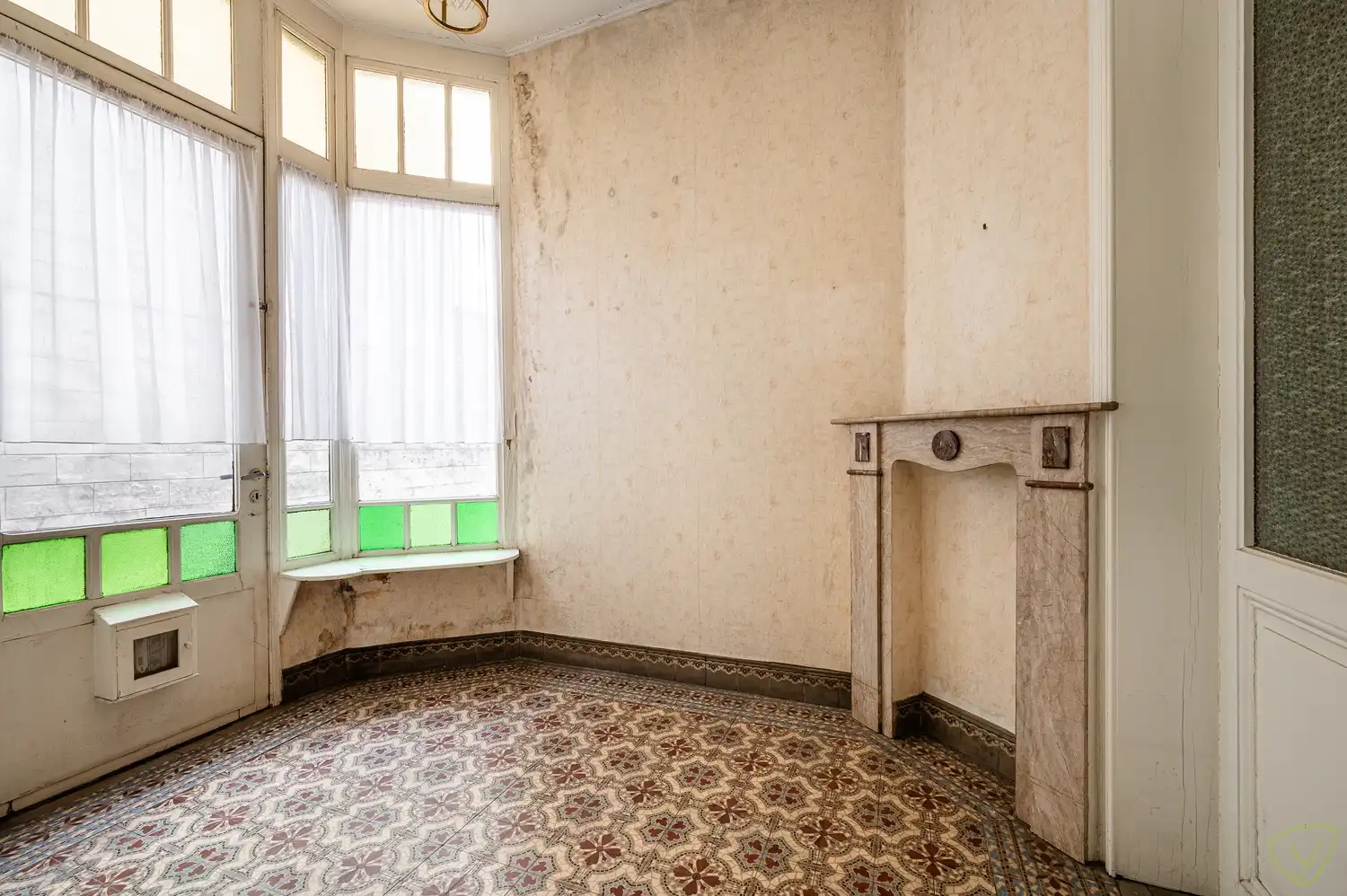 Statige woningen te koop in de Boelare, nabij het Cultuurcentrum. foto 9