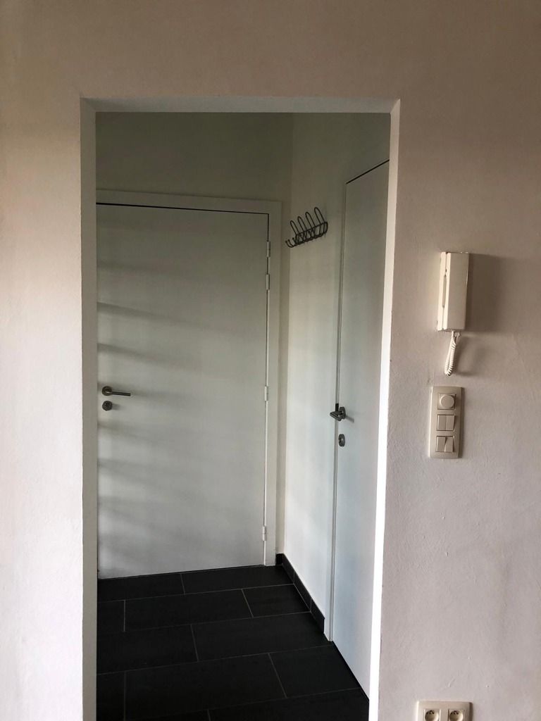 Instapklaar appartement aan de rand van Baasrode centrum! foto 2