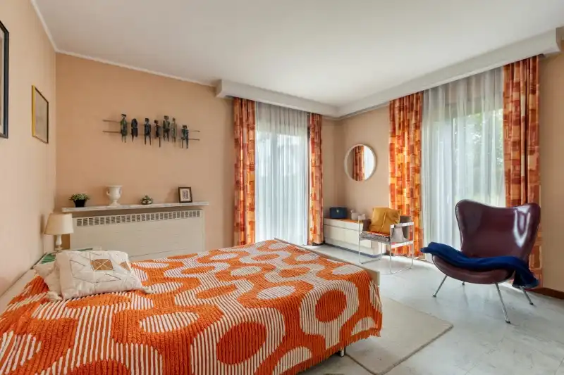 RUIME VRIJSTAANDE WONING MET BIJZONDER VEEL POTENTIEEL OP 832 m² foto 15
