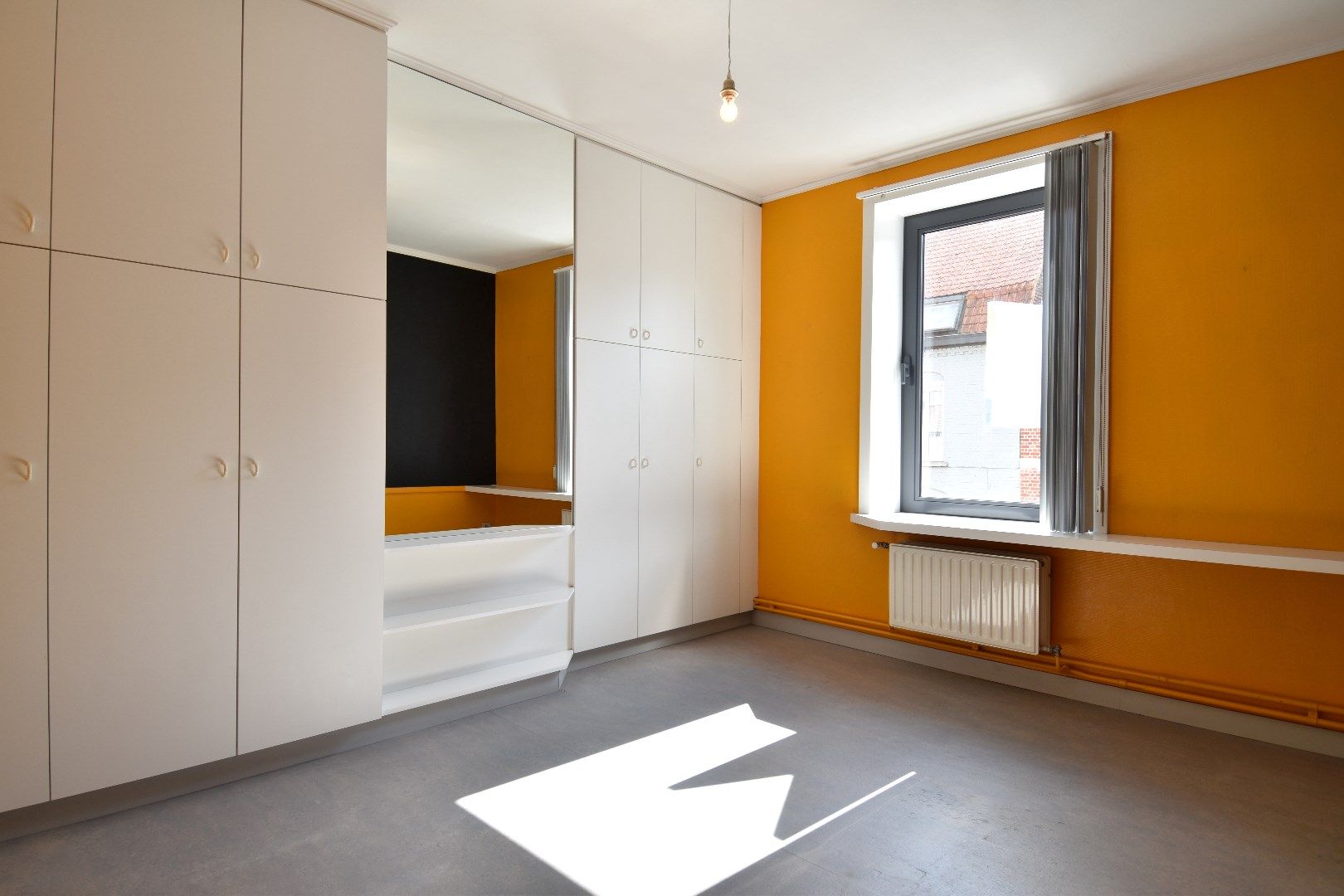 Grote woning (363 m² bewoonbaar) met 4 slaapkamers, garage te koop in centrum Rumbeke foto 10