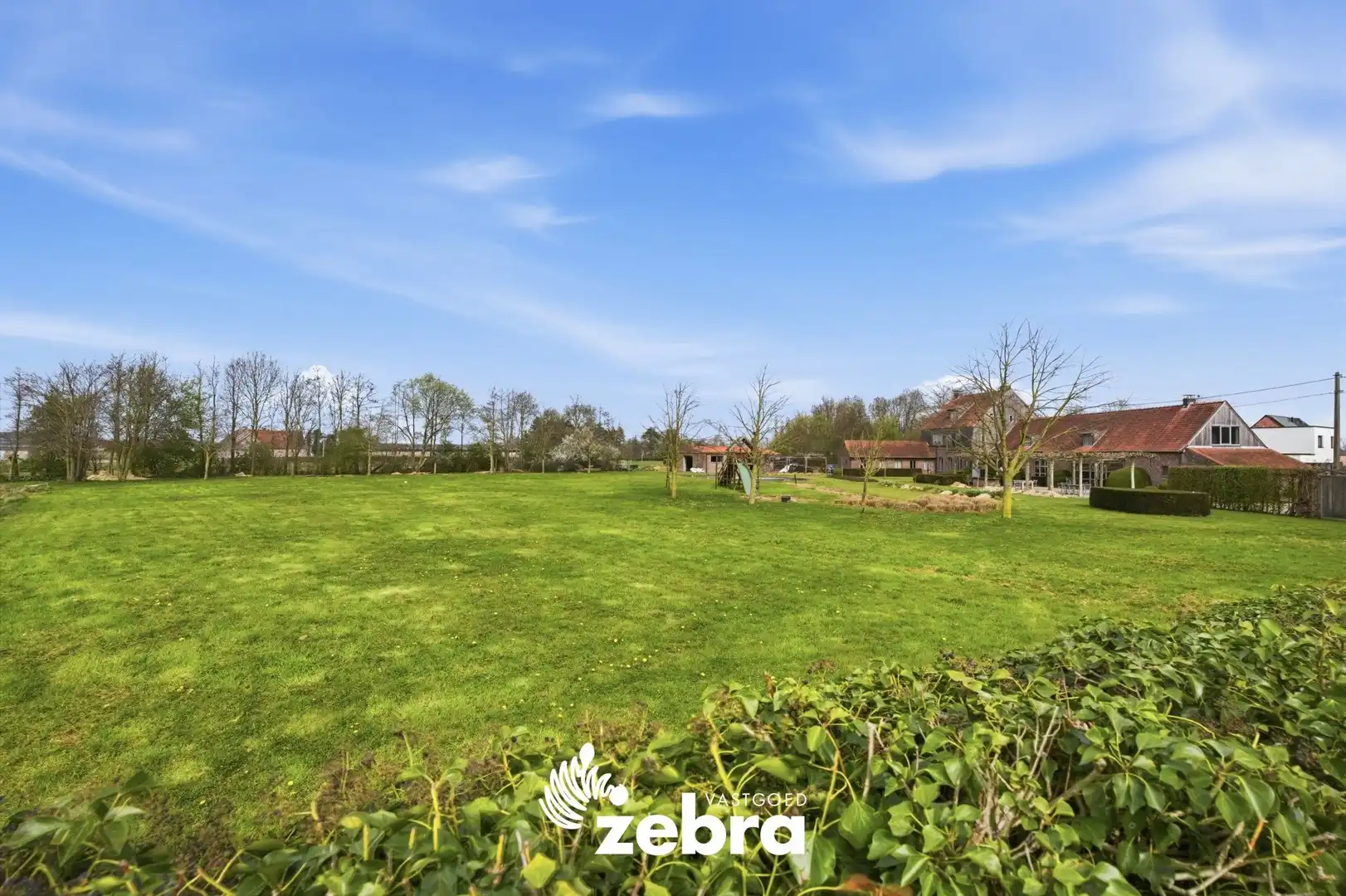 Ruime villa op een prachtig perceel van 11.110m² in groene omgeving! foto 51