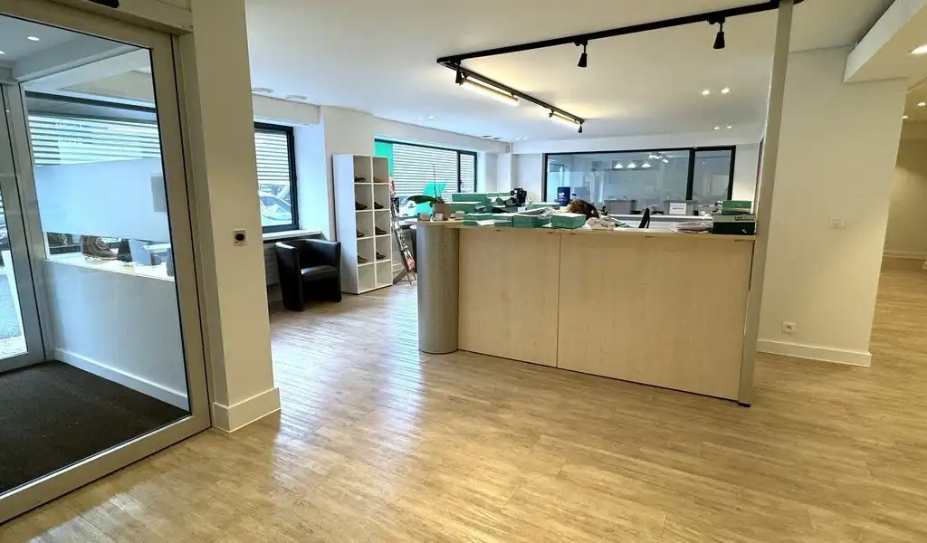 Bedrijfspand te huur in Gontrode Heirweg in Merelbeke-Melle foto 15