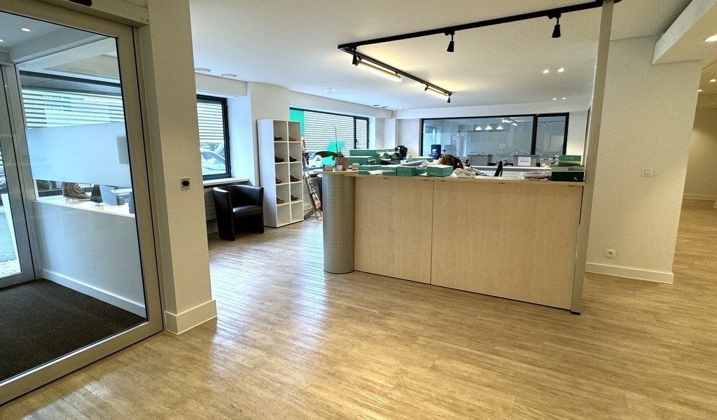 Bedrijfspand te huur in Gontrode Heirweg in Merelbeke-Melle foto 15