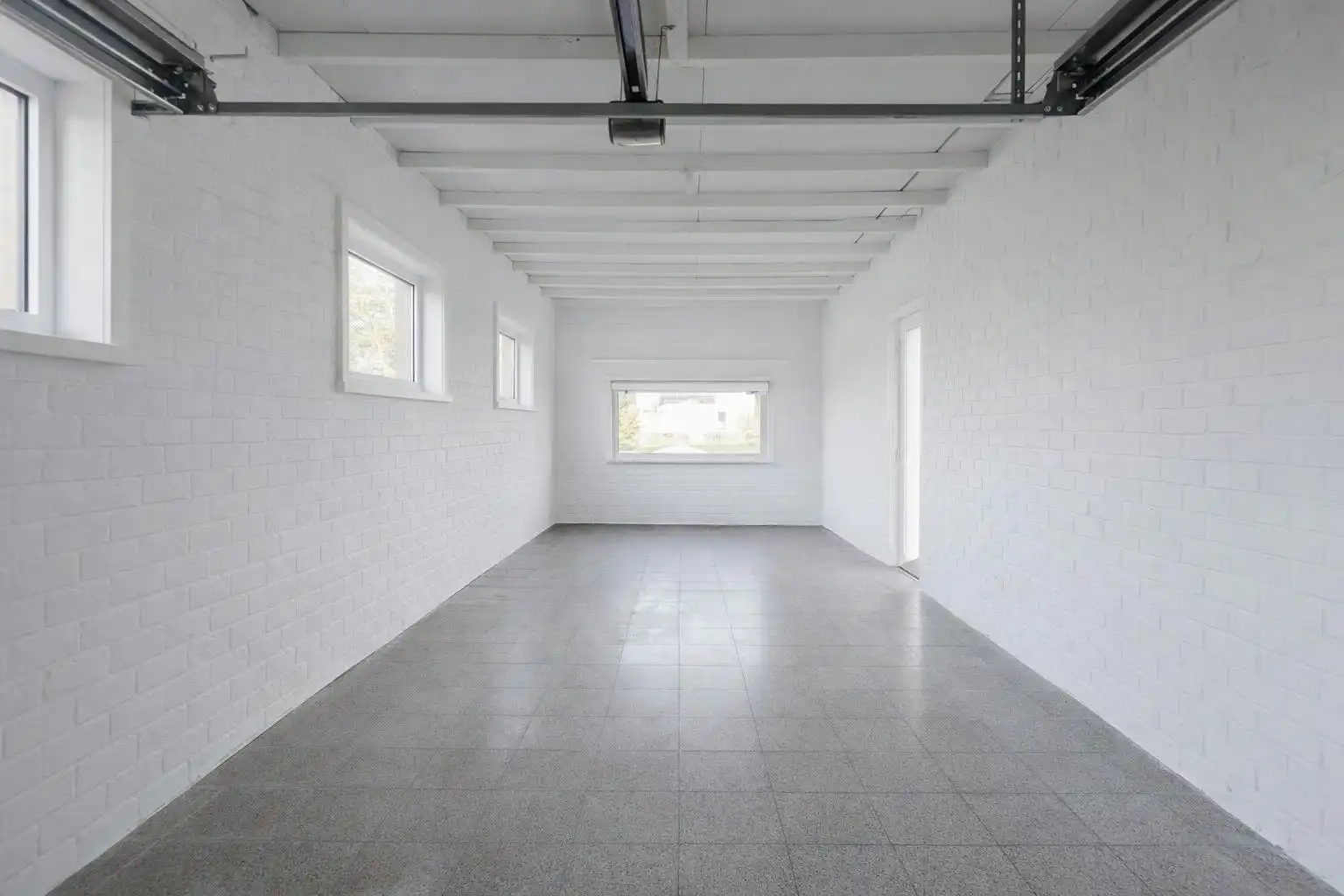 Te renoveren huis te koop met grote tuin, 3 slpk en garage foto 17