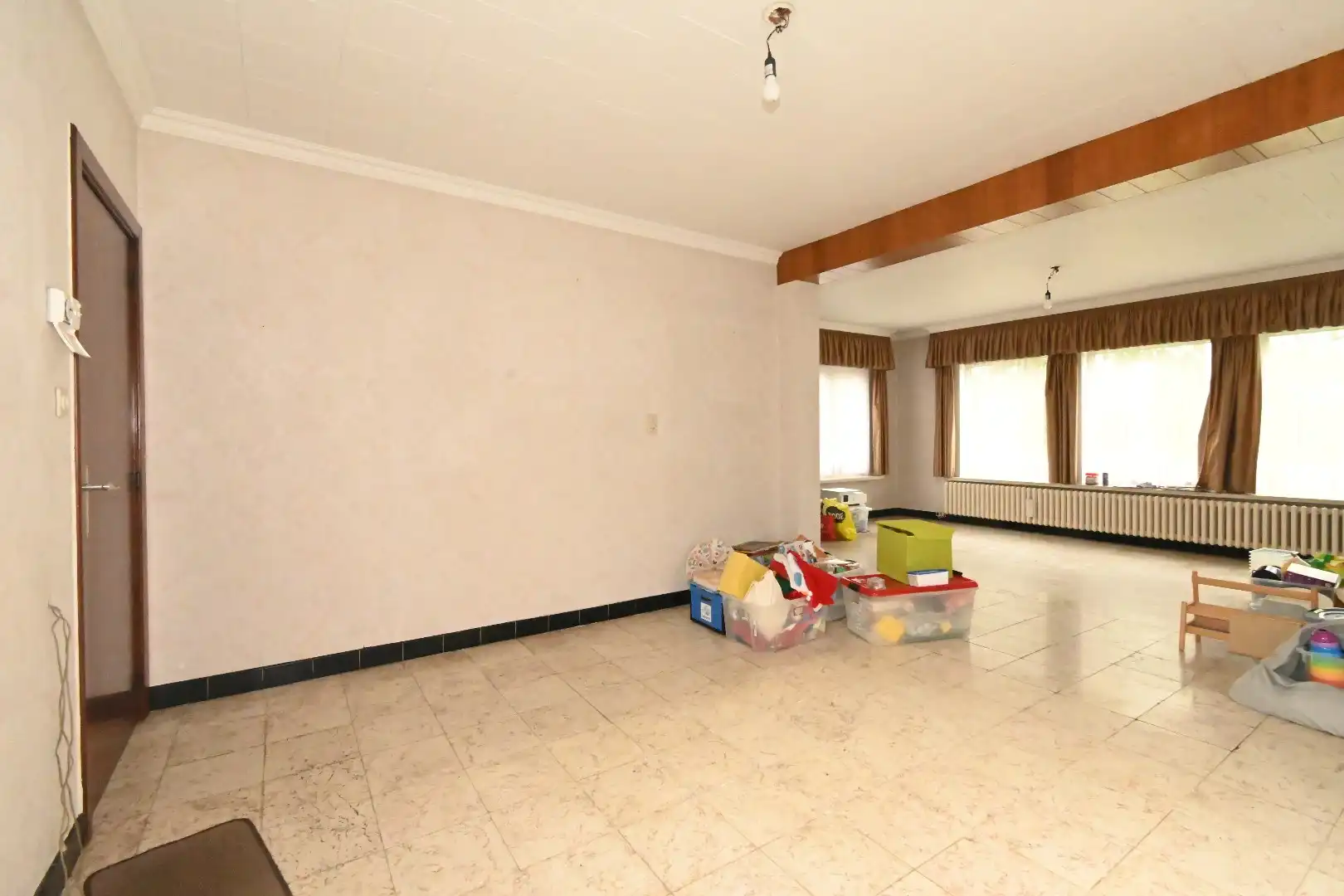 Alleenstaande woning met garage en tuin  foto 9