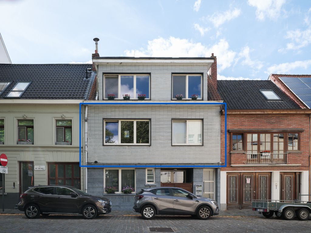 Ruim 2-slaapkamerappartement met zonnig terras in de Sint-Machariuswijk foto 3