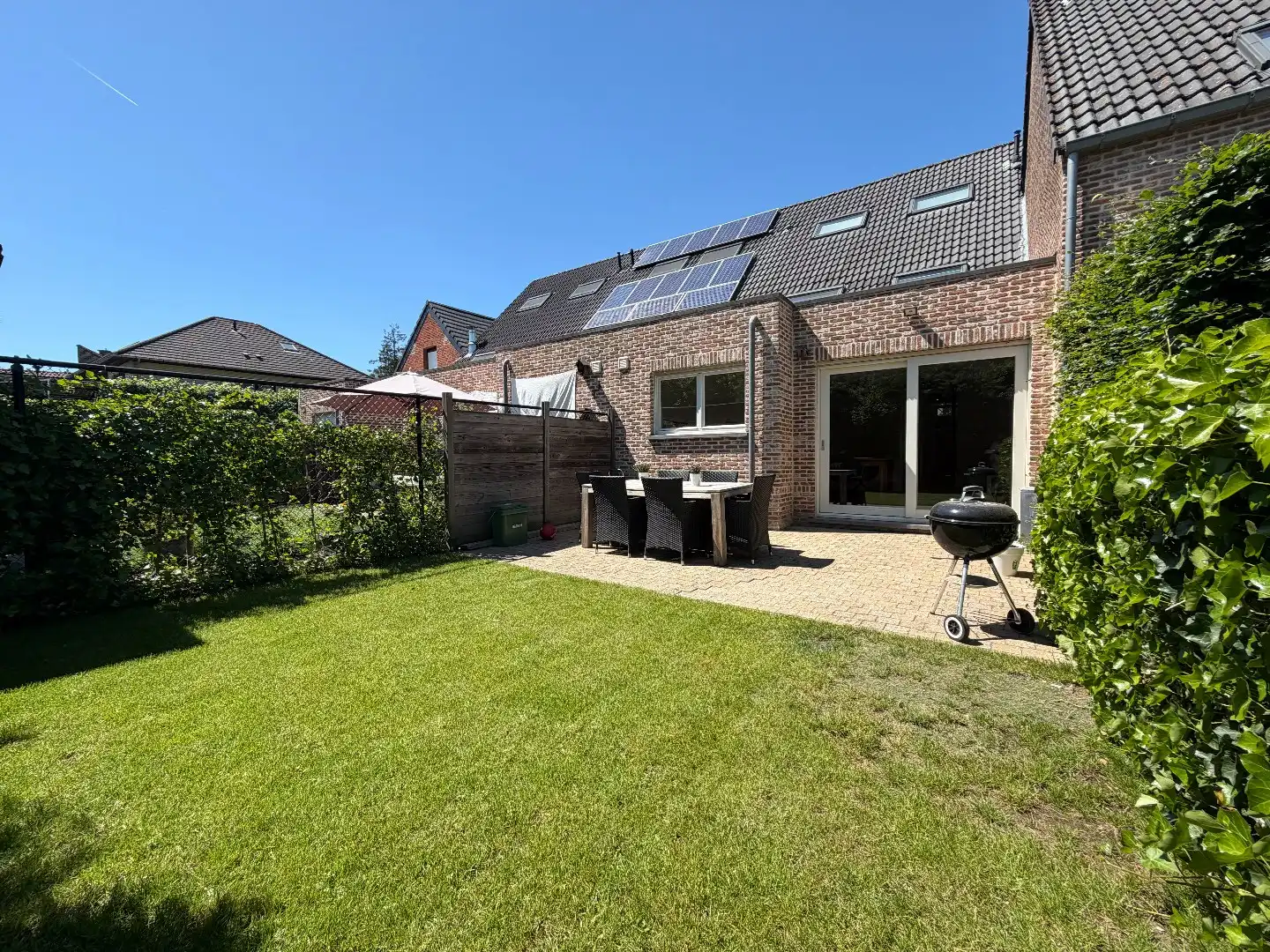 Charmante gerenoveerde rijwoning in pastoriestijl te koop in centrum Schilde foto 23