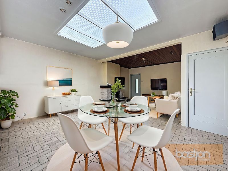 Te koop: ruime woning met veel mogelijkheden in Marke! foto 5