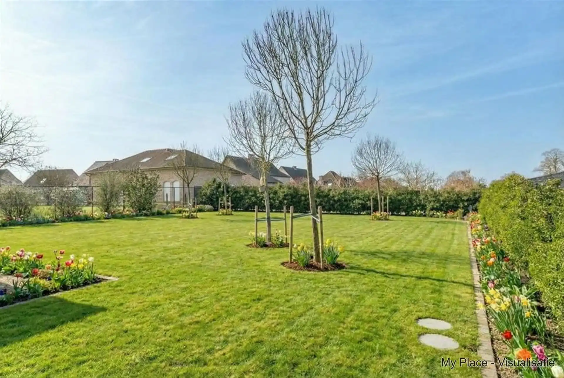 Gerenoveerde eengezinswoning. foto 31