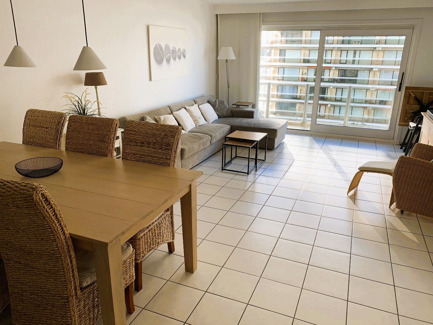 Appartement 2 slpks op het Esplanadeplein te De Panne foto {{pictureIndex}}