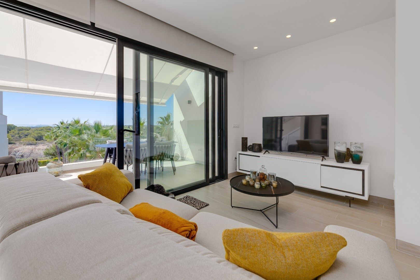 Perfect gelegen penthouse met zeezicht te Las Colinas (Alicante) foto 2