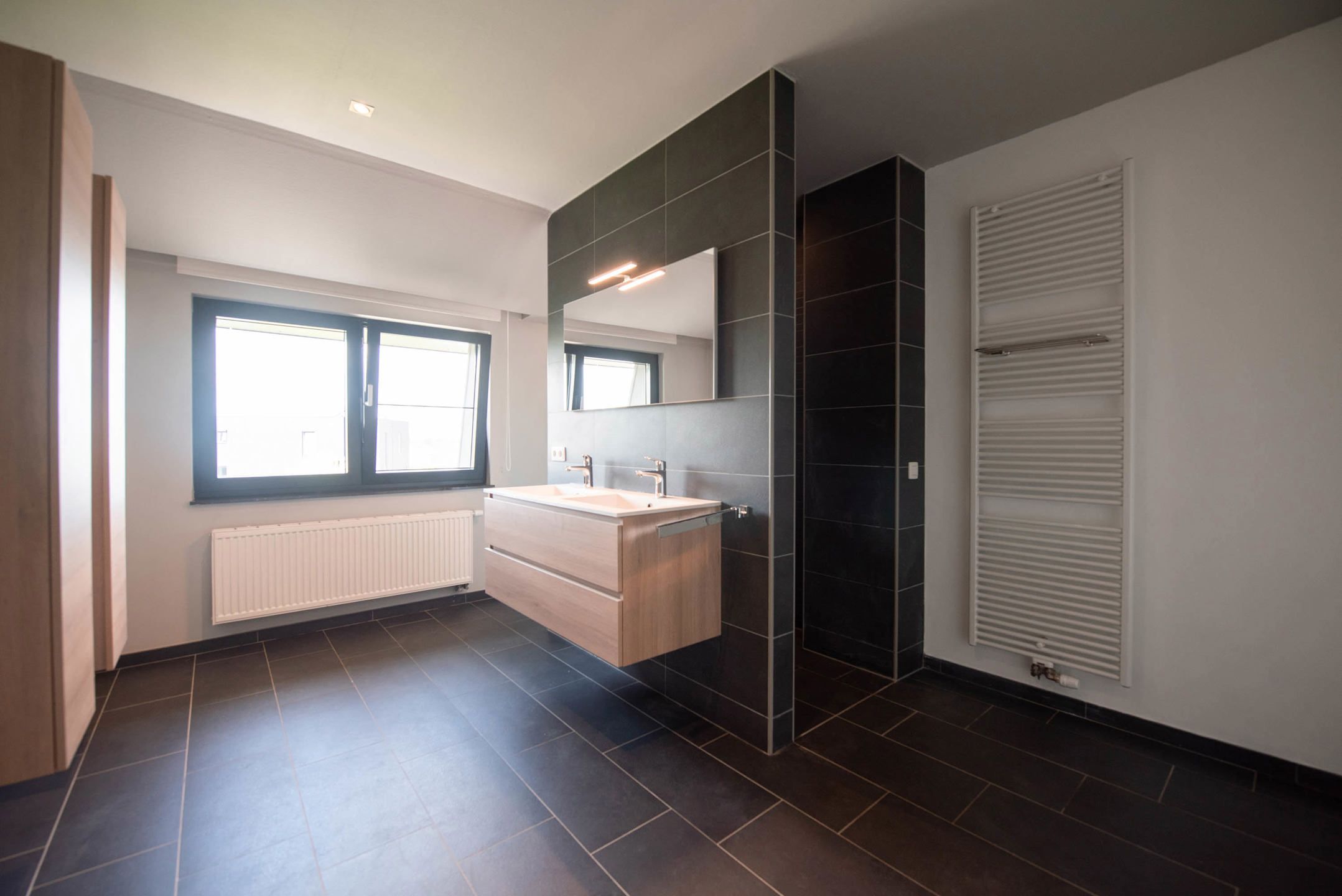 Unieke woning met terras.  foto 18