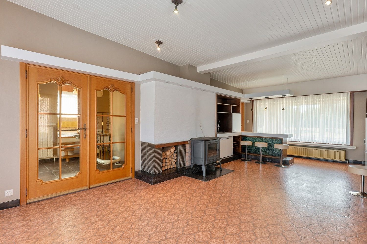 Te renoveren woning  – rust en groen uitzicht gegarandeerd foto 10