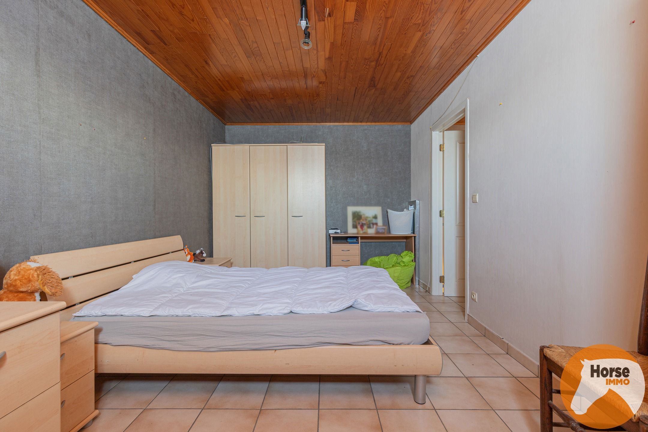 LAARNE- &nbsp;Landbouweigendom met geïntegreerde woning&nbsp; foto 11