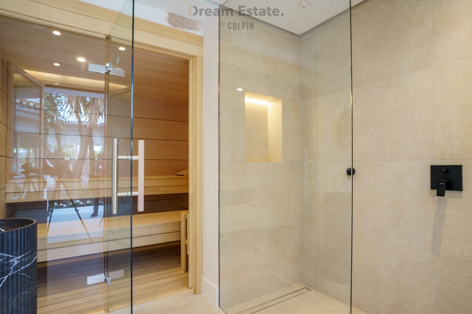 Villa La Concha is gelegen in de omgeving van Las Brisas Golf, Nueva Andalucia, Marbella. foto 27