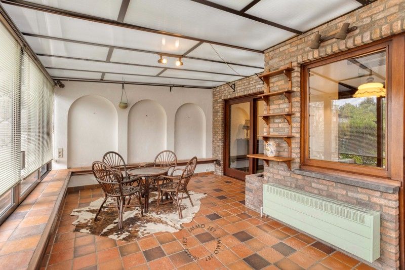 Halfopenbebouwing met drie slaapkamers, tuin en garage foto 8