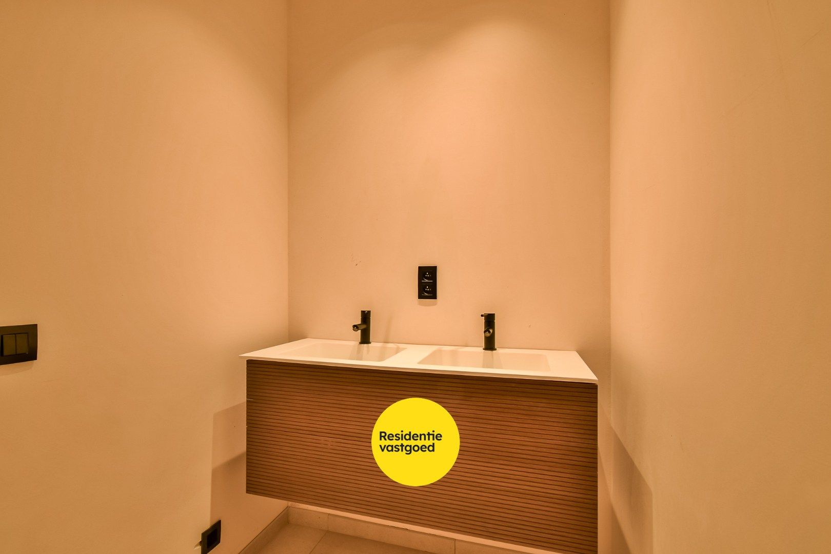 Ruime en kwalitatieve nieuwbouwwoning! foto 14