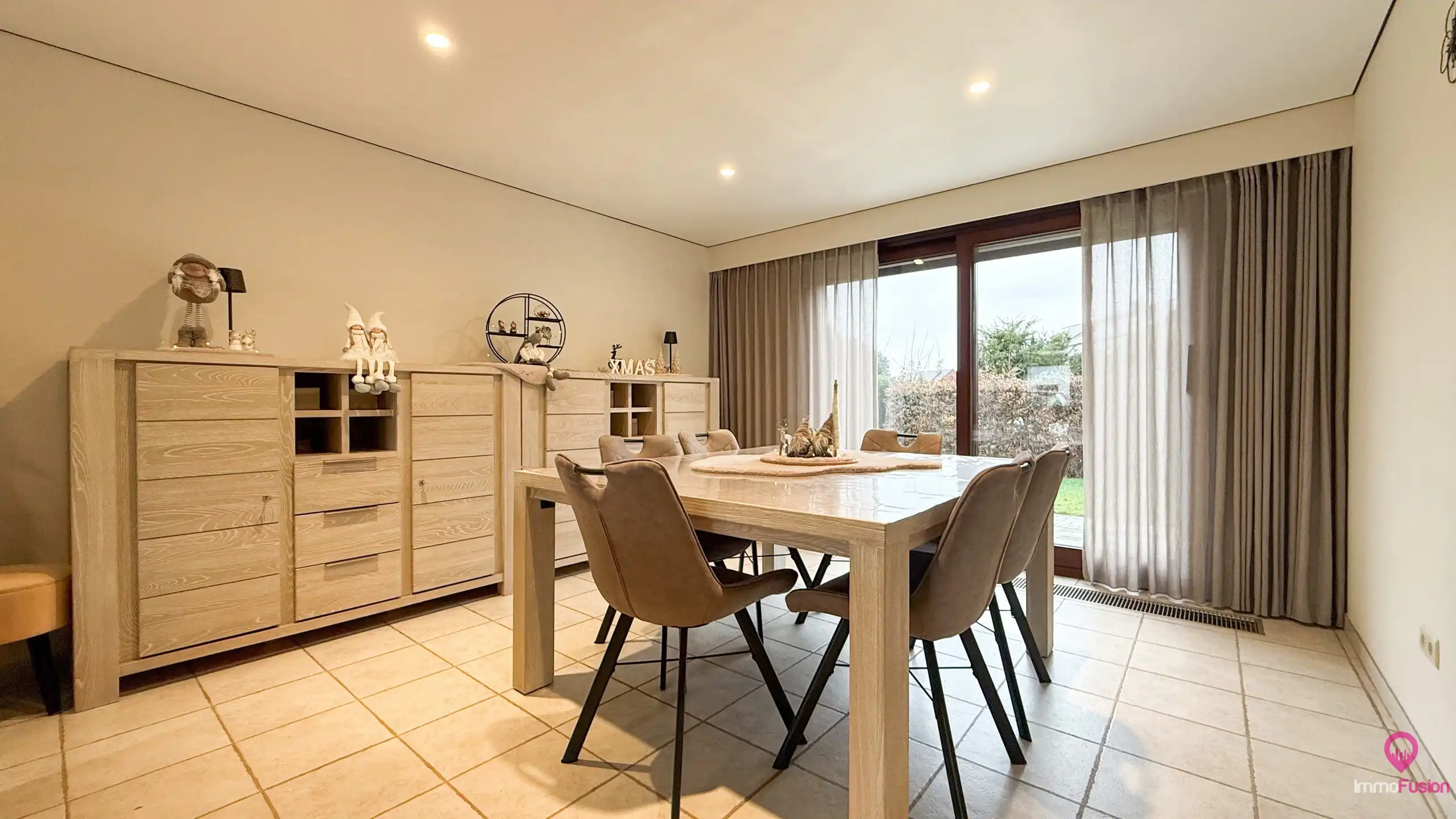 Instapklare woning met 4 slpks, inpandige garage + kelder!  foto 16
