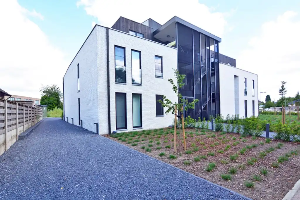 Gelijkvloers nieuwbouwappartement 124 m² met 2 slpk, tuintje en 2 autostandplaatsen. foto 24