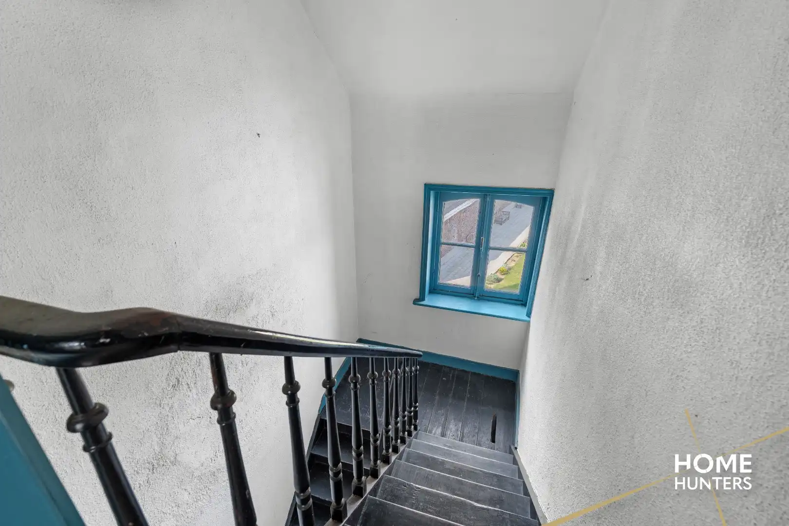 Een verborgen parel in het hart van Ieper – wonen, werken én genieten op één unieke locatie foto 24