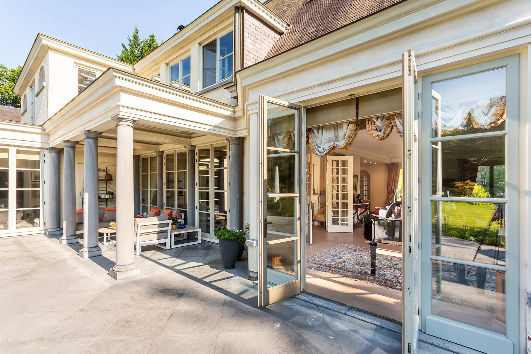 Exclusieve villa op 1.1ha met binnenzwembad, spa en lift  foto 19