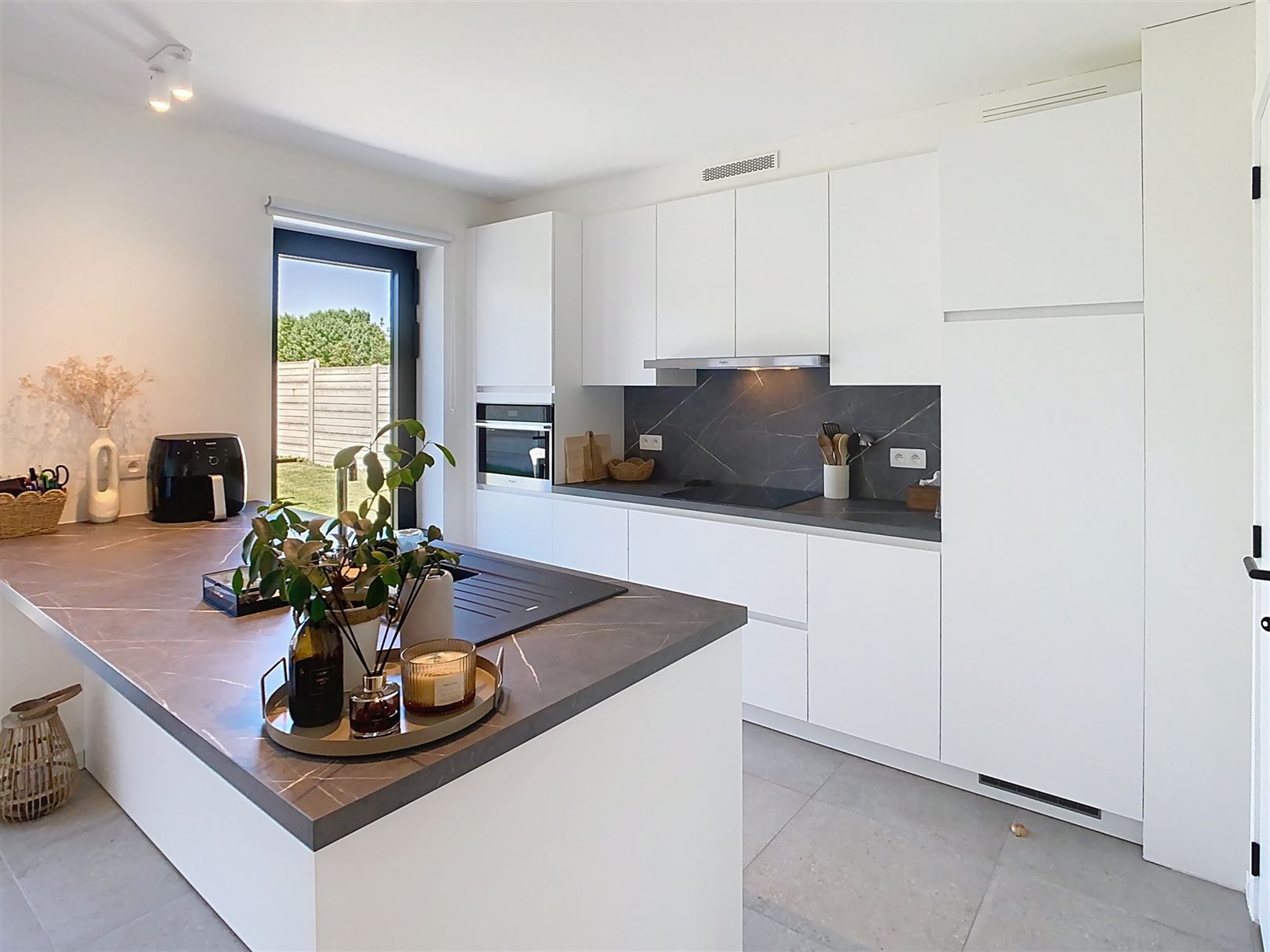 Mooie instapklare woning, 3 slpks, tuin, terras, garage foto 43