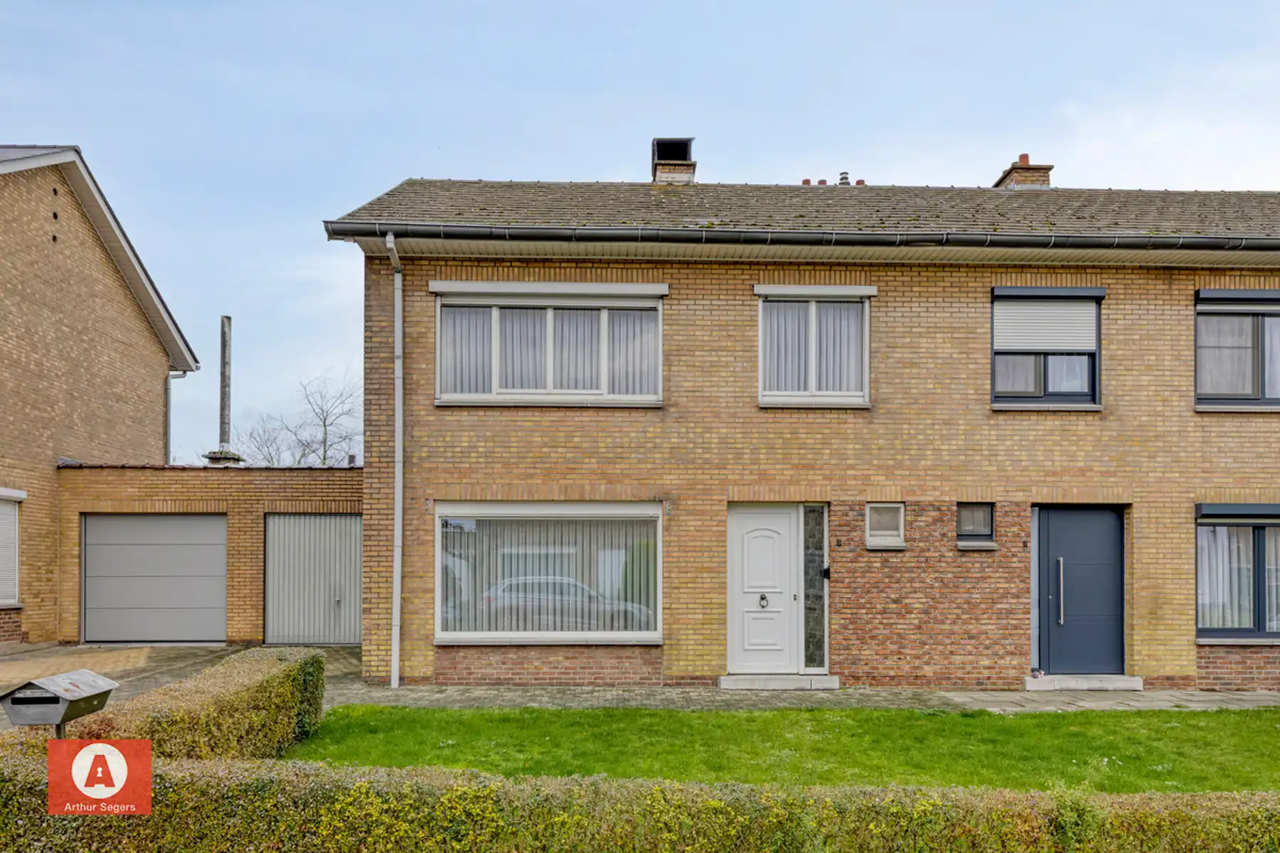 IN OPTIE - Onderhouden gezinswoning mét 3 slaapkamers en garage.  foto 3