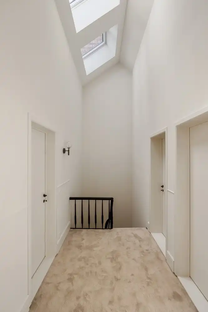 Prestigieuze en totaalgerenoveerde herenwoning. foto 30
