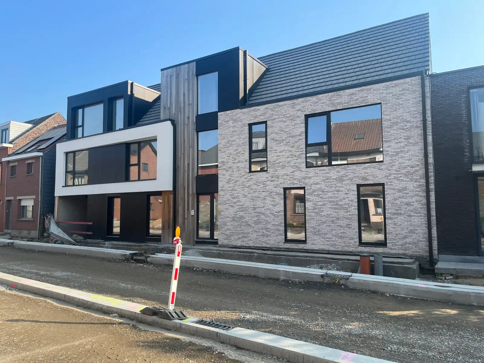 Allerlaatste unit in kleinschalig nieuwbouwproject foto 7