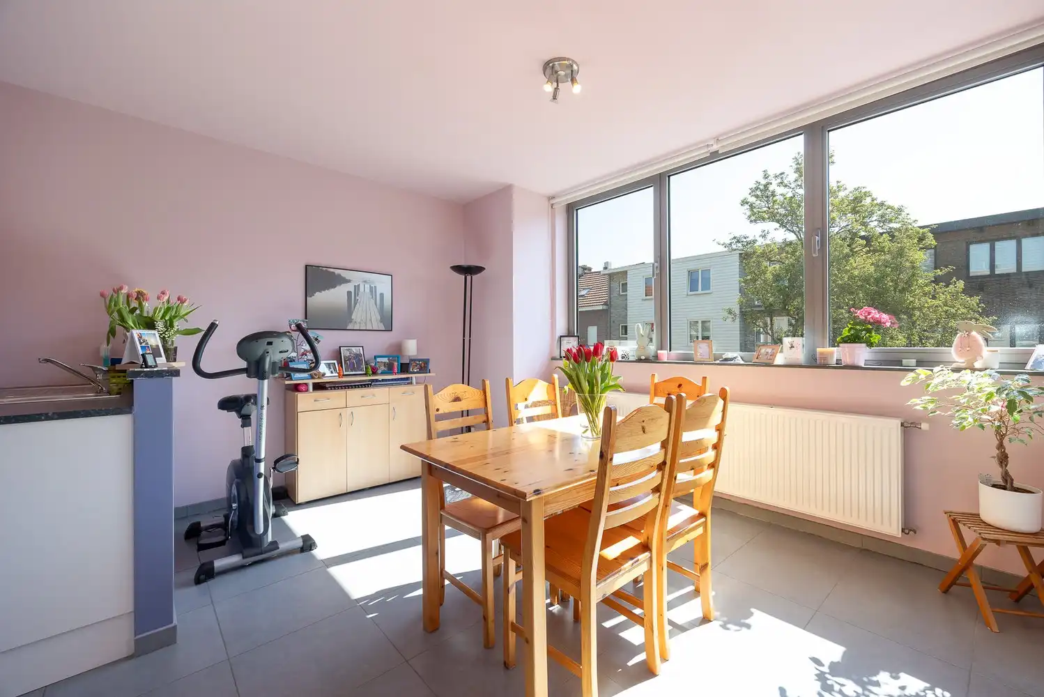 MATCHED - Centraal gelegen 1-slaapkamerappartement op eerste verdieping van een klein gebouw foto 3