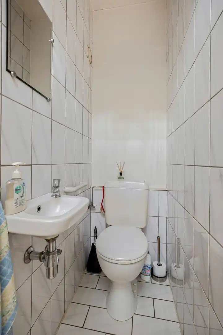 INVESTERINGSPAND: Ruim appartement met garage en zicht op de middeleeuwse Wallen te Tongeren foto 25