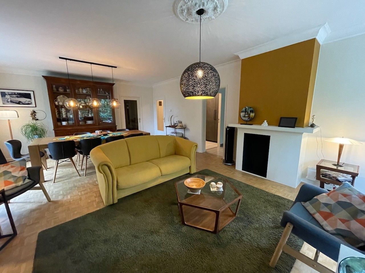 Genk, Weg naar As 119 bus 81: Instapklaar appartement met 3 slaapkamers, 2 terrassen (ZW & NW) in residentie Karekiet. foto 9