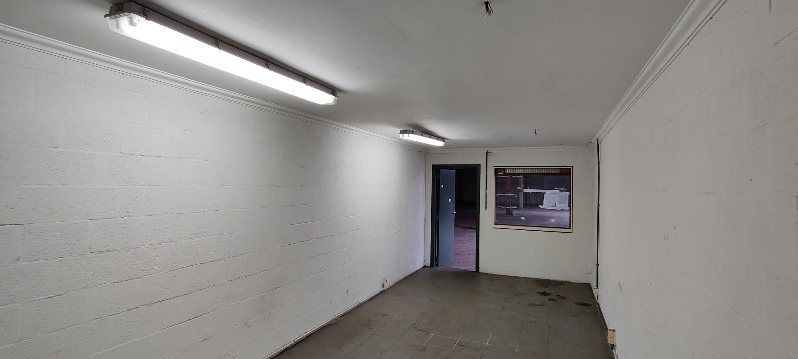 Charmant atelier met opslagruimte op een unieke locatie foto 25