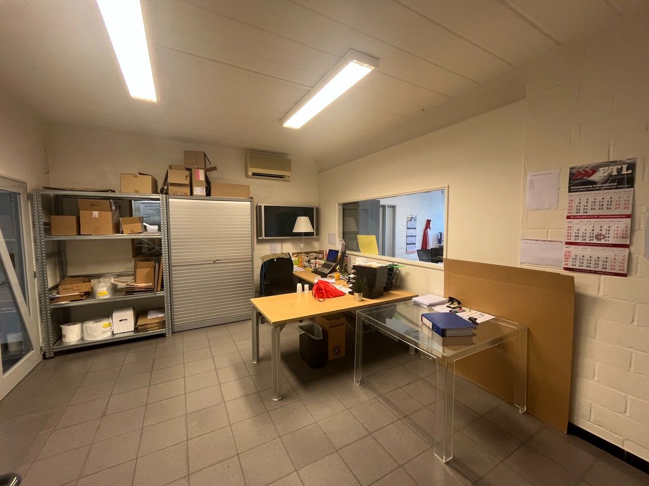 1.144m² Bedrijfsgebouw op 25a38ca foto 16