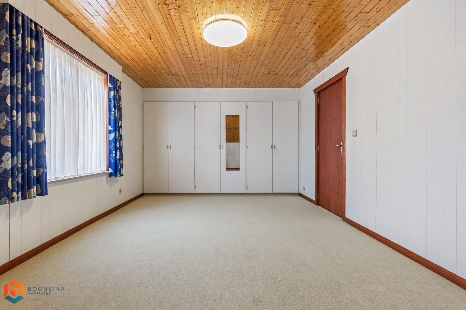 Ruime woning met 5 slpkrs en volledig ingerichte vergunde (woon)chalet 85m² op een perceel van 1117 m² foto 19