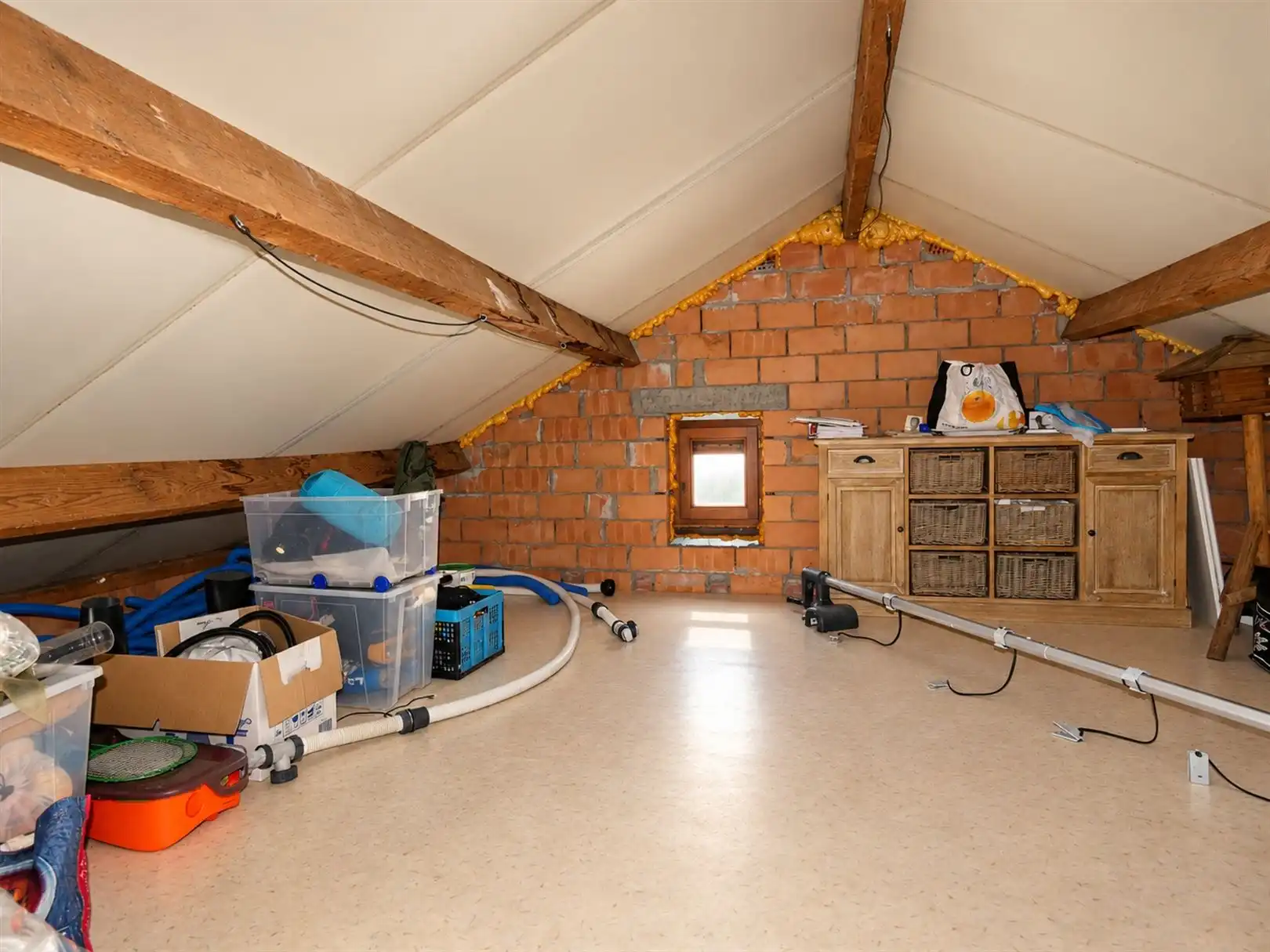 Woning met ruime tuin midden in het groen foto 10