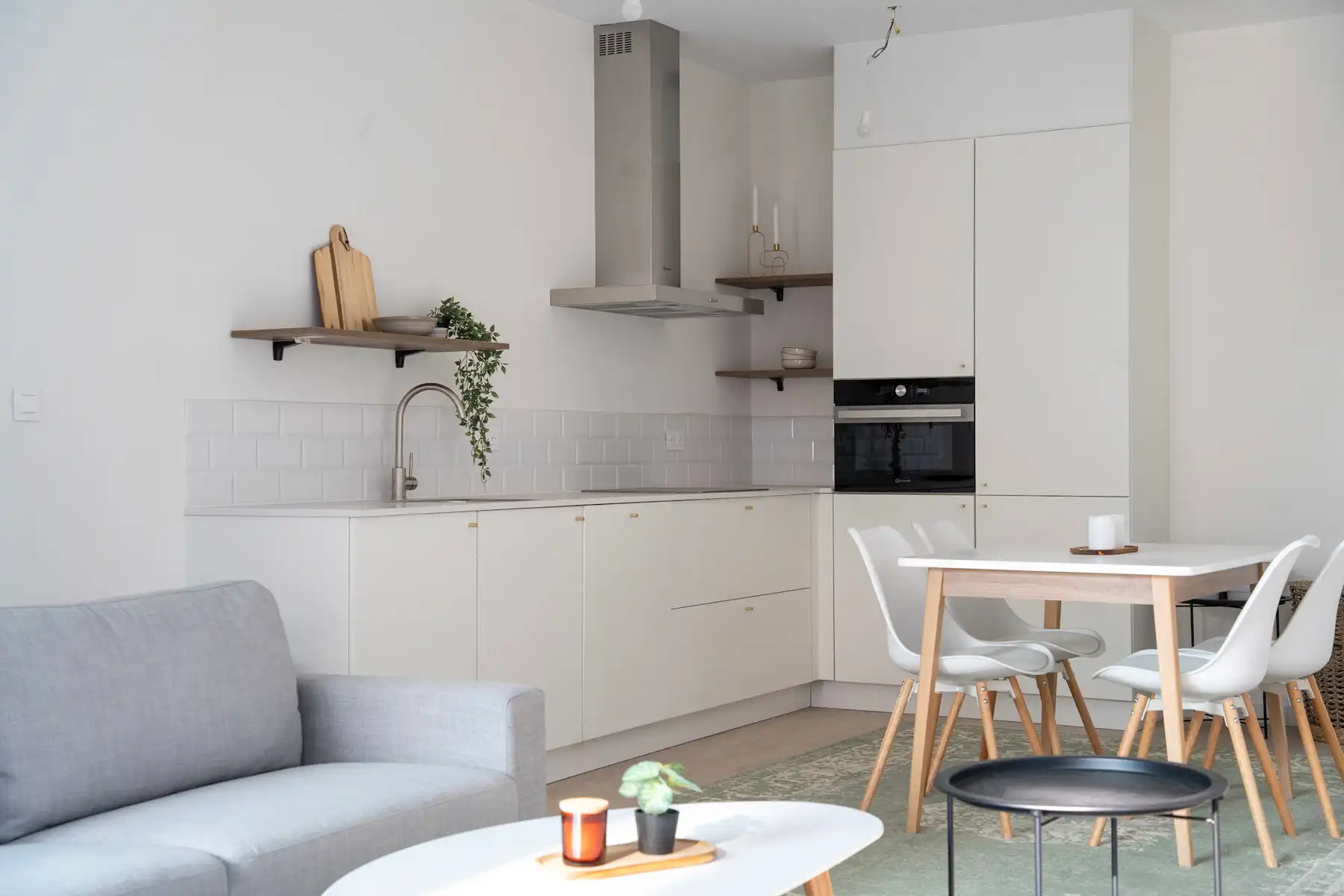 Ruim nieuwbouwappartement met 3 slaapkamers nabij De Schorre foto {{pictureIndex}}