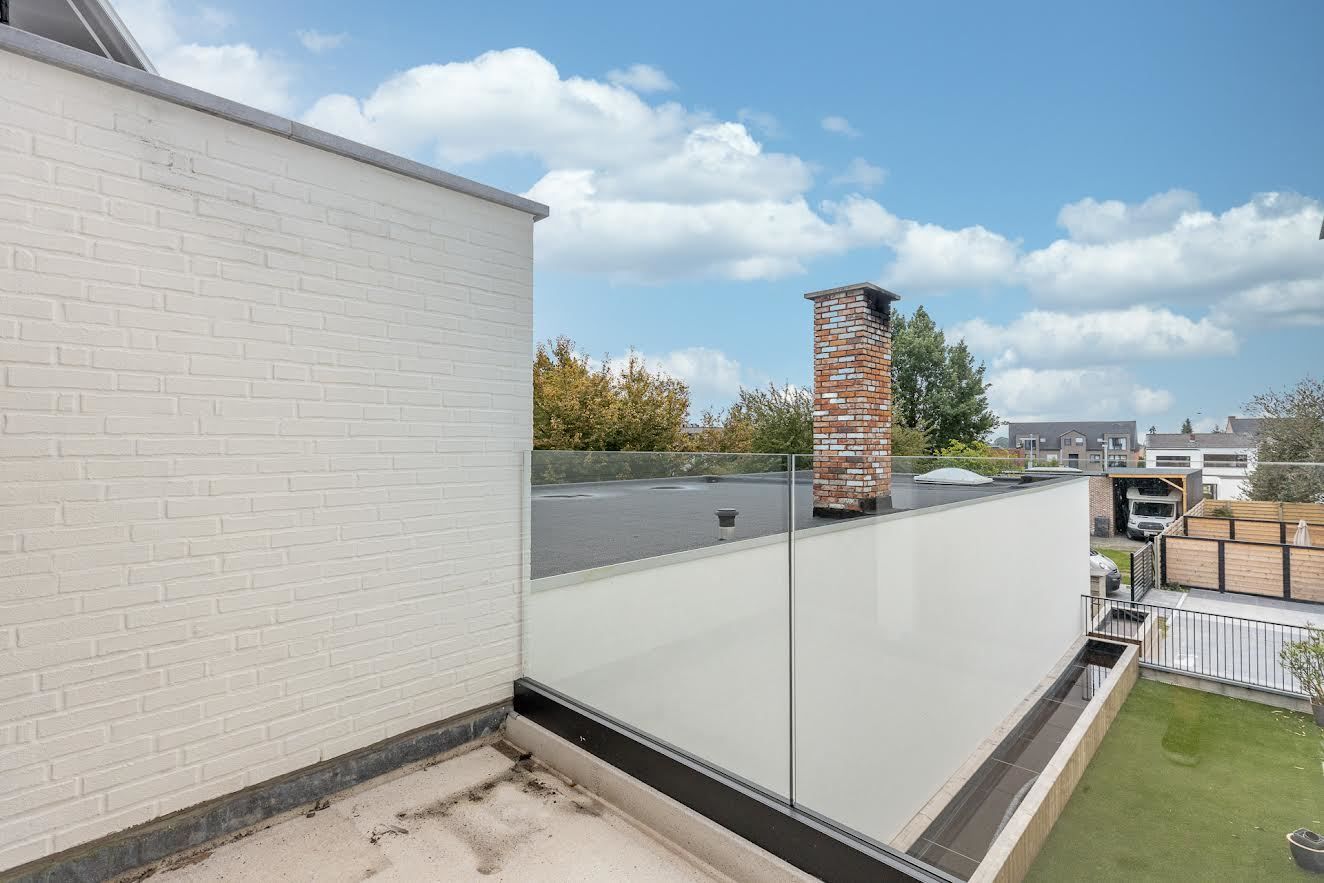 Prachtig appartement met 2 slpkrs foto 12