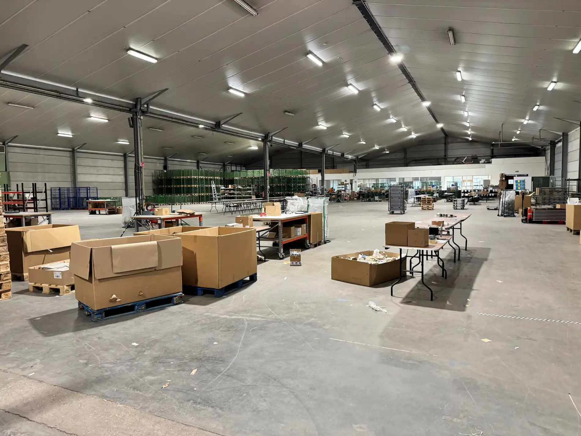 Loods met burelen te huur te Koekelare  foto 18