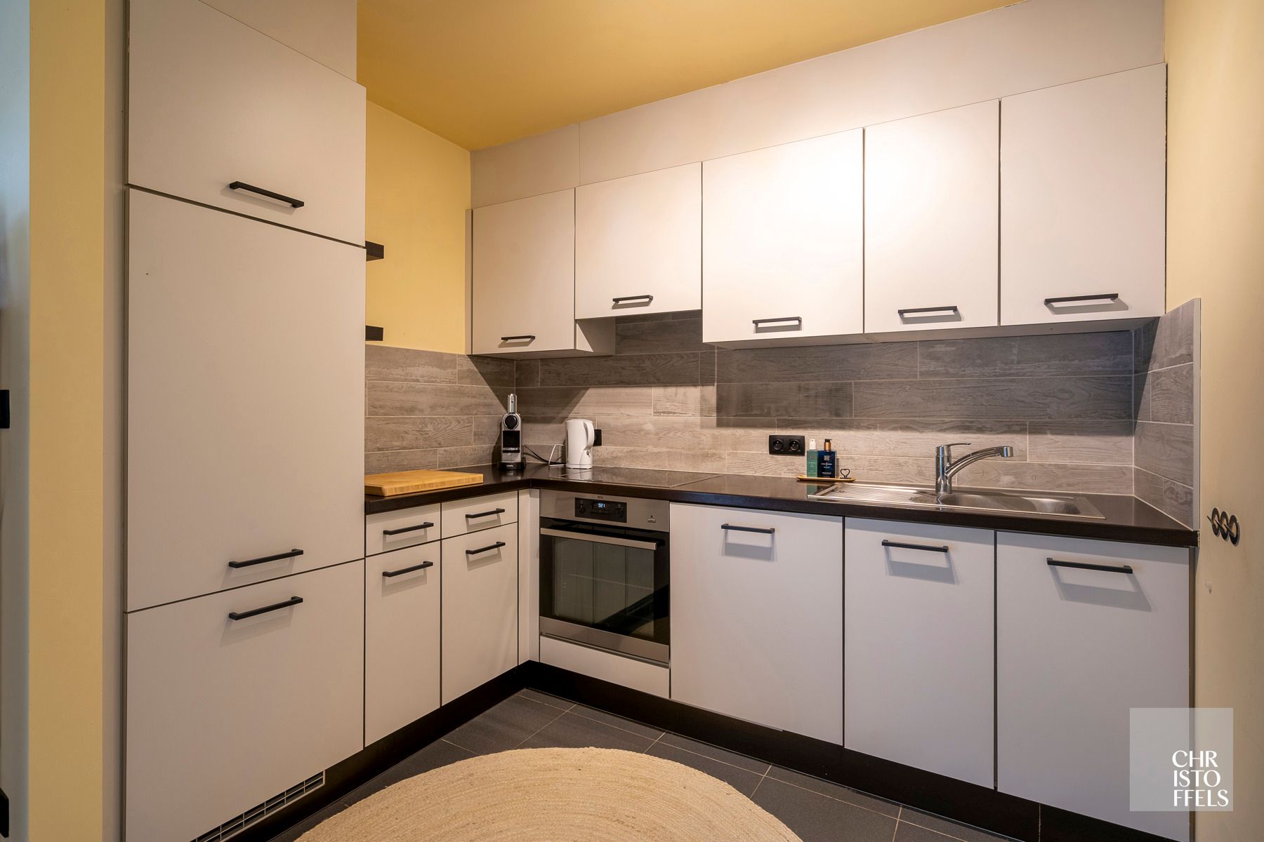 Appartement (90m²) in historische vierkantshoeve te Bilzen! foto 8
