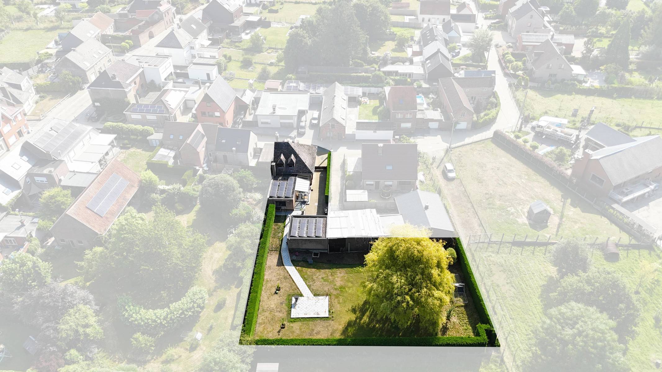 Mooie halfopen bebouwing met grote tuin in Denderhoutem foto 2