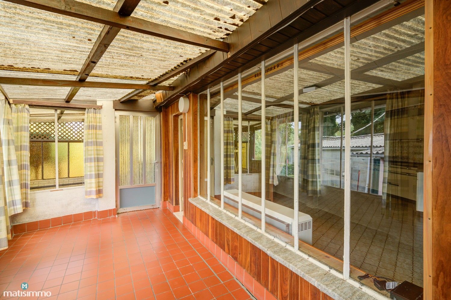 CHARMANTE EN GEZELLIGE WONING MET 4 SLAAPKAMERS, RUIME VRIJSTAANDE GARAGE EN TUIN TE GENK foto 28