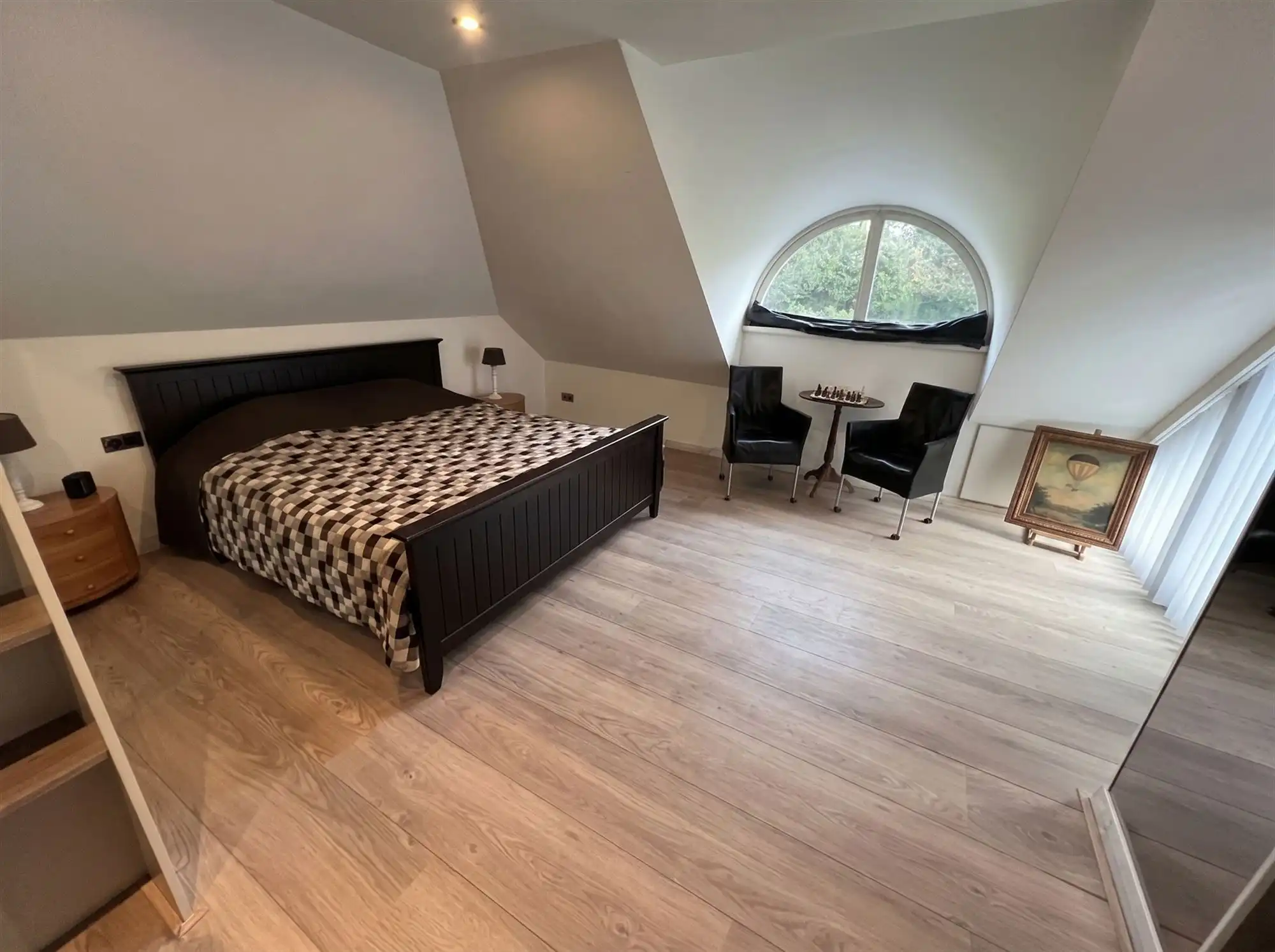 Statig landgoed met binnenzwembad op toplocatie foto 57