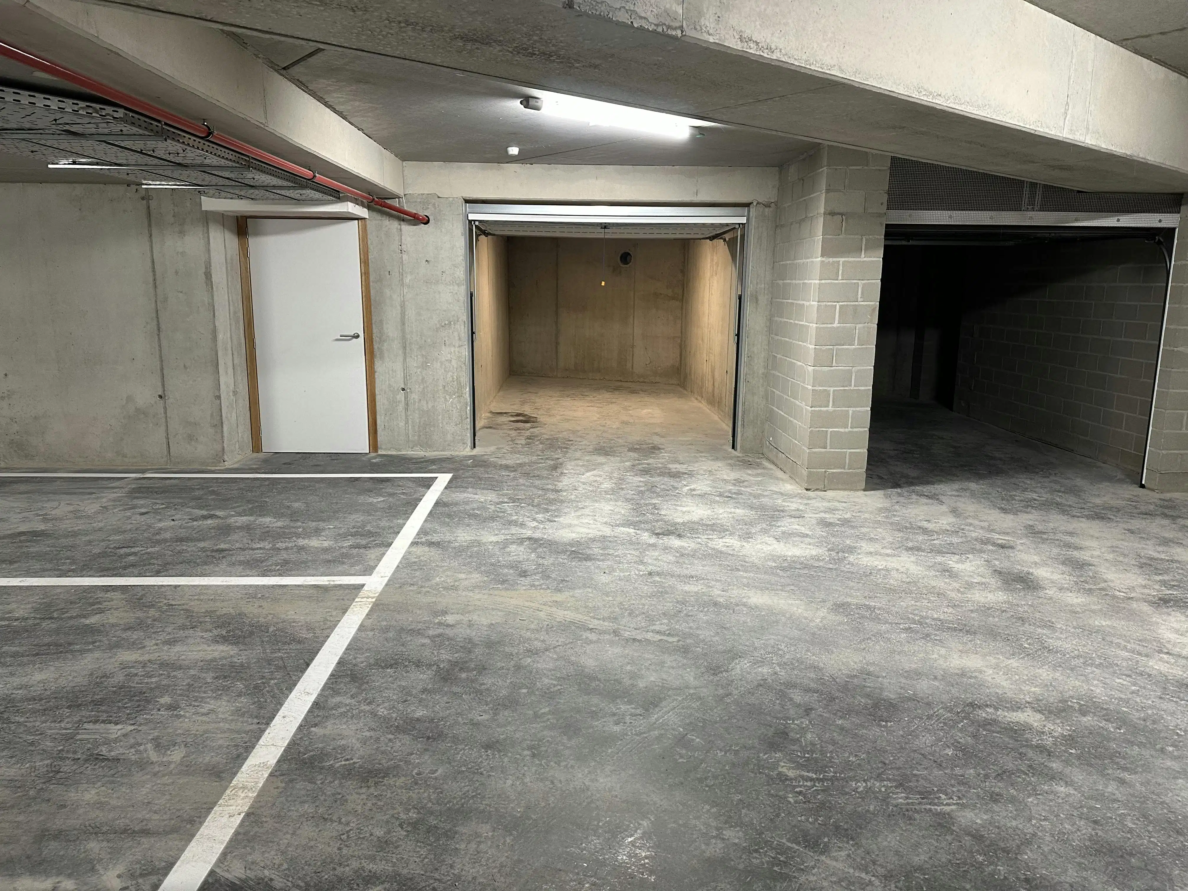 Nieuwbouw garage te koop vlakbij het strand van De Panne foto 2