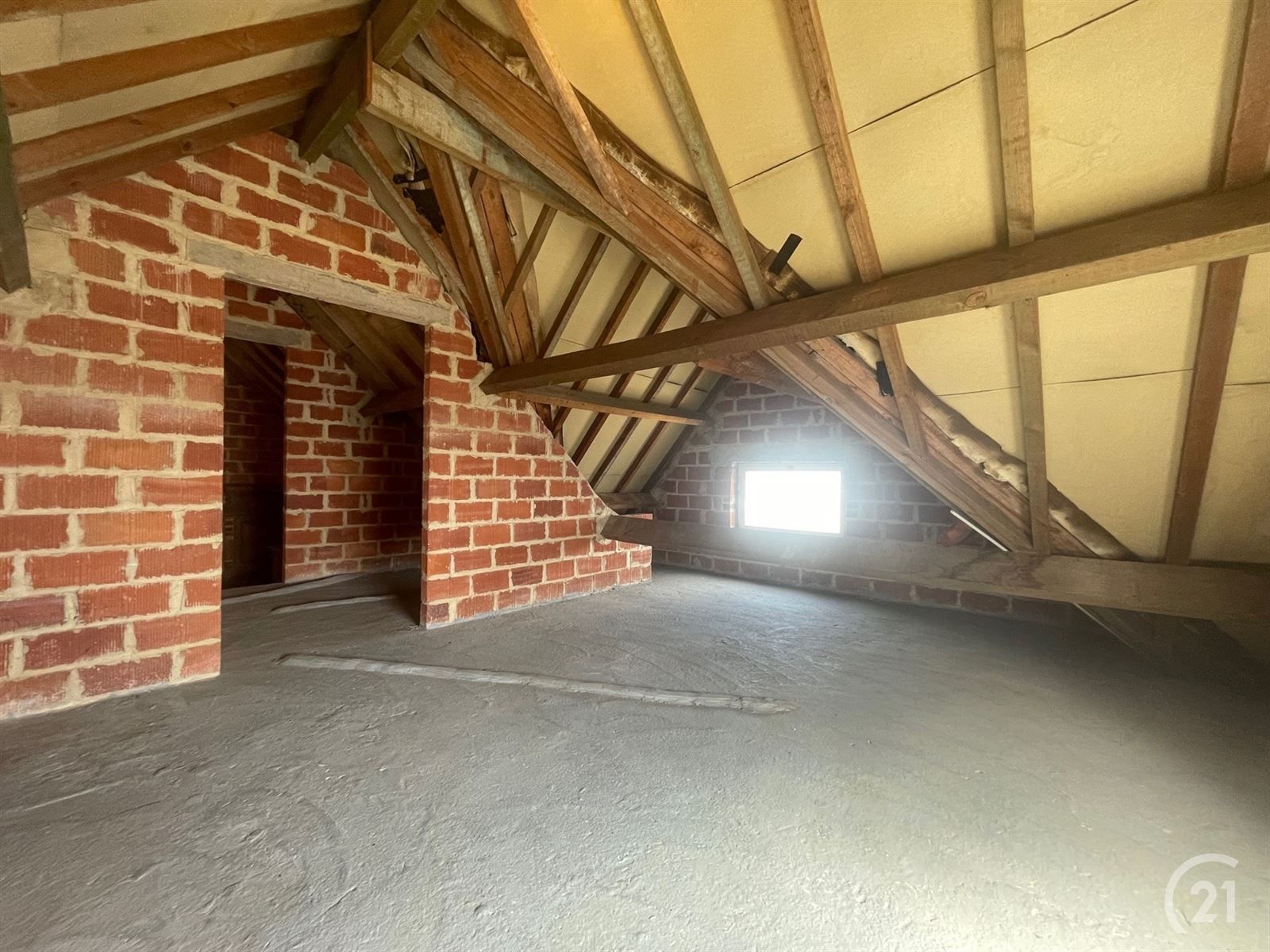 Solide 3 gevelwoning met 4 kamers, tuin en garage  foto 17