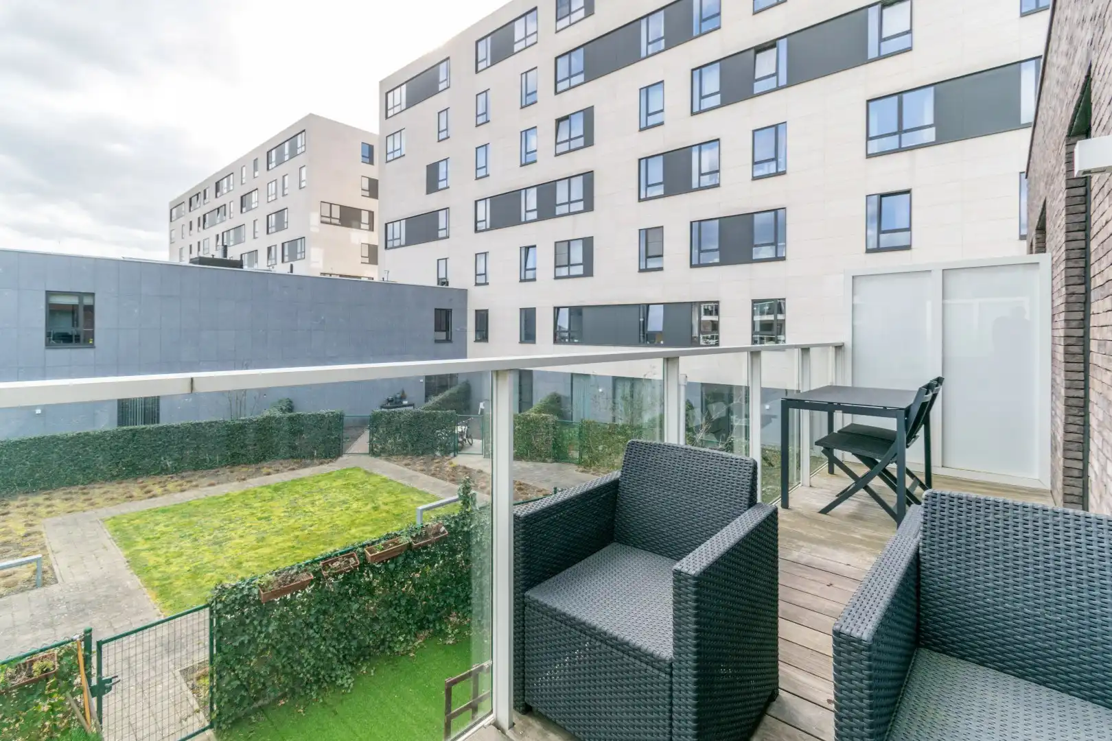 Een goed onderhouden, instapklaar appartement! foto 17
