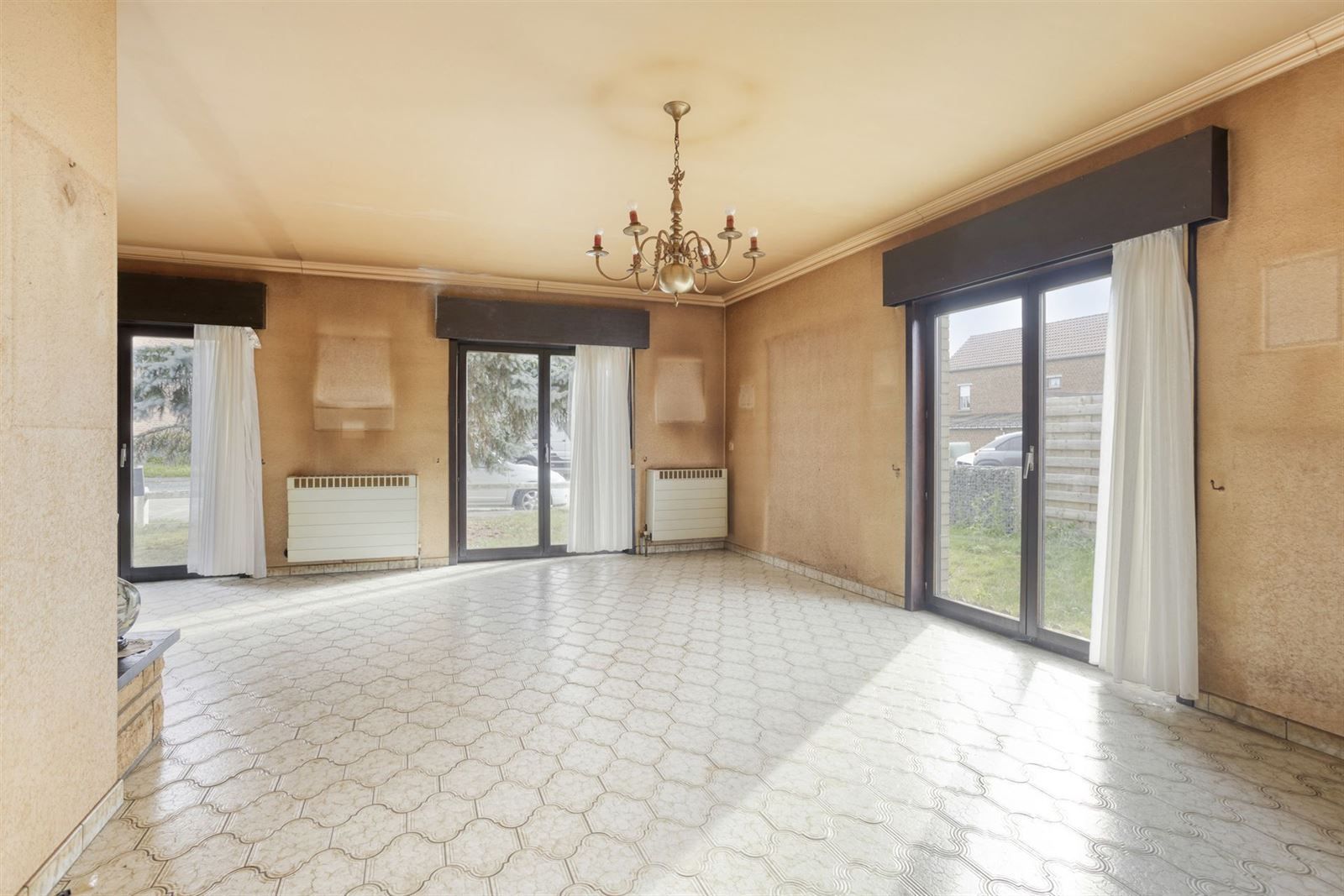 Woning te koop met 3 kamers te Meerbeke foto 4