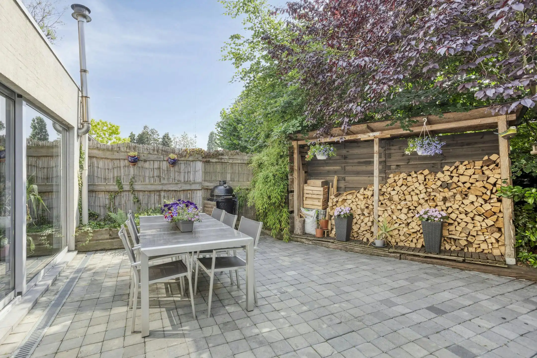 Handelspand met ruime woonst te koop in Ekeren foto 10