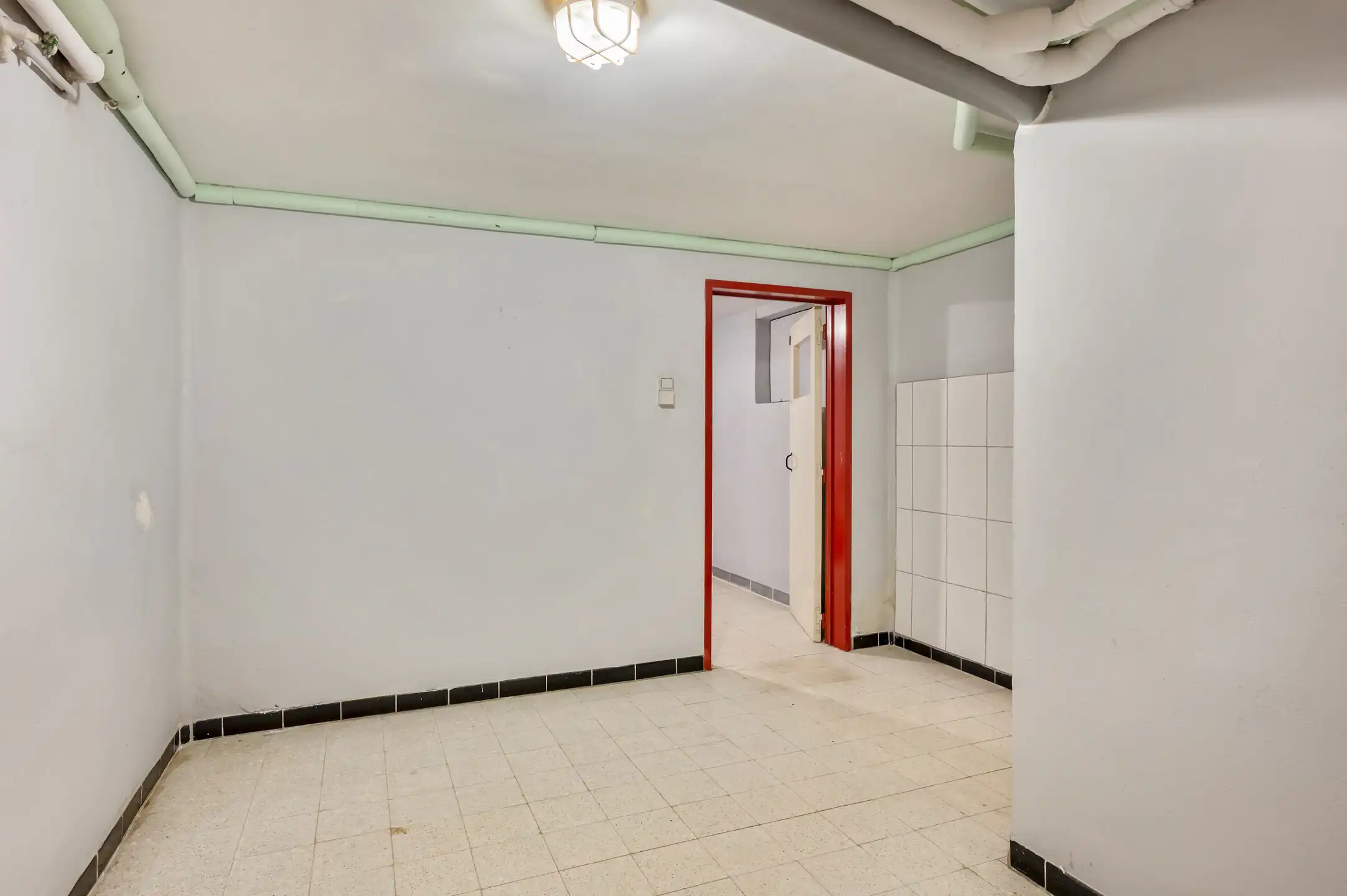 Goed onderhouden gelijkvloerse woning met 4 slaapkamers foto 23