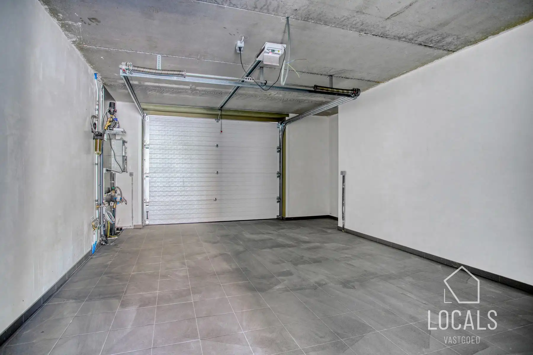 Ruime HOB met garage, tuin & 3 slaapkamers op toplocatie! foto 11